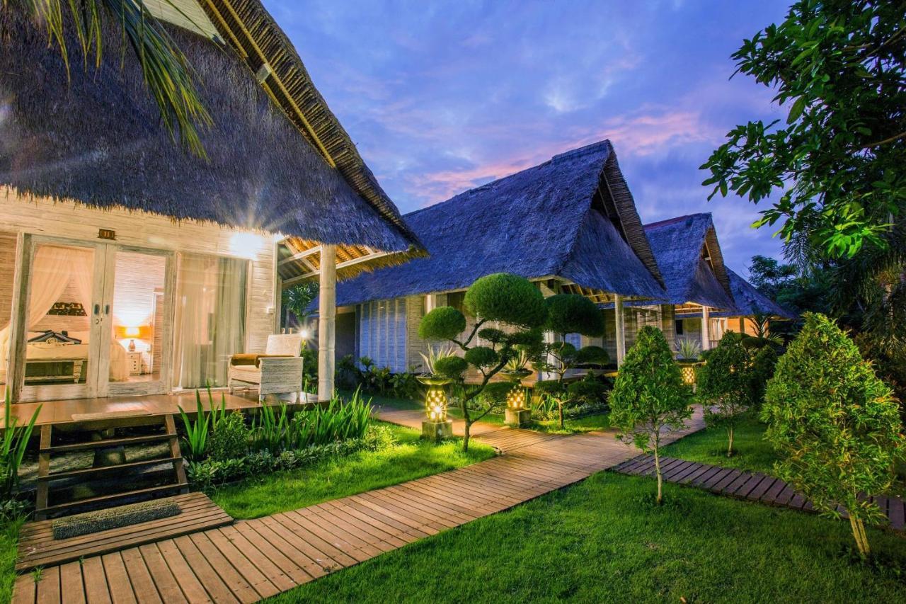 Bay Shore Huts Нуса-Лембонган Екстер'єр фото