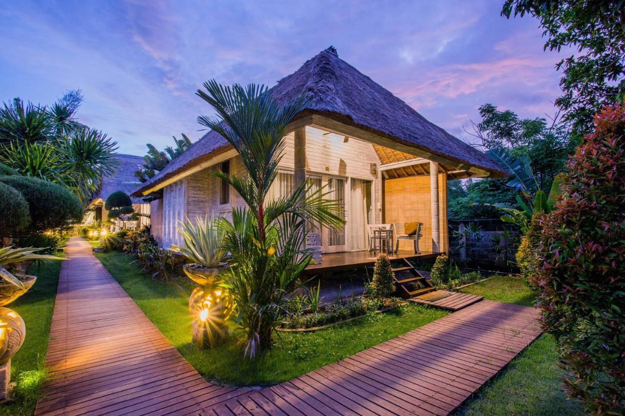 Bay Shore Huts Нуса-Лембонган Екстер'єр фото